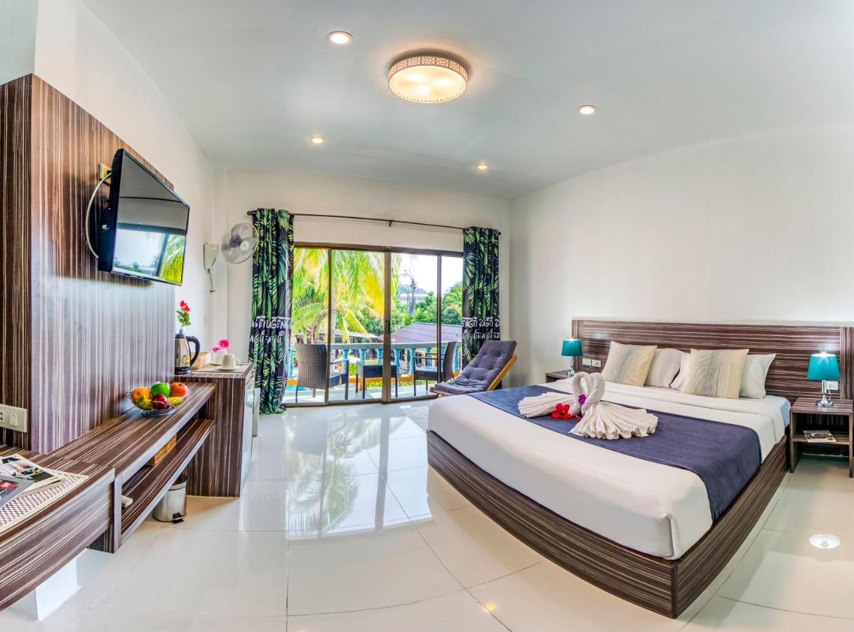 Coconut Resort Hotel Patong Exterior photo